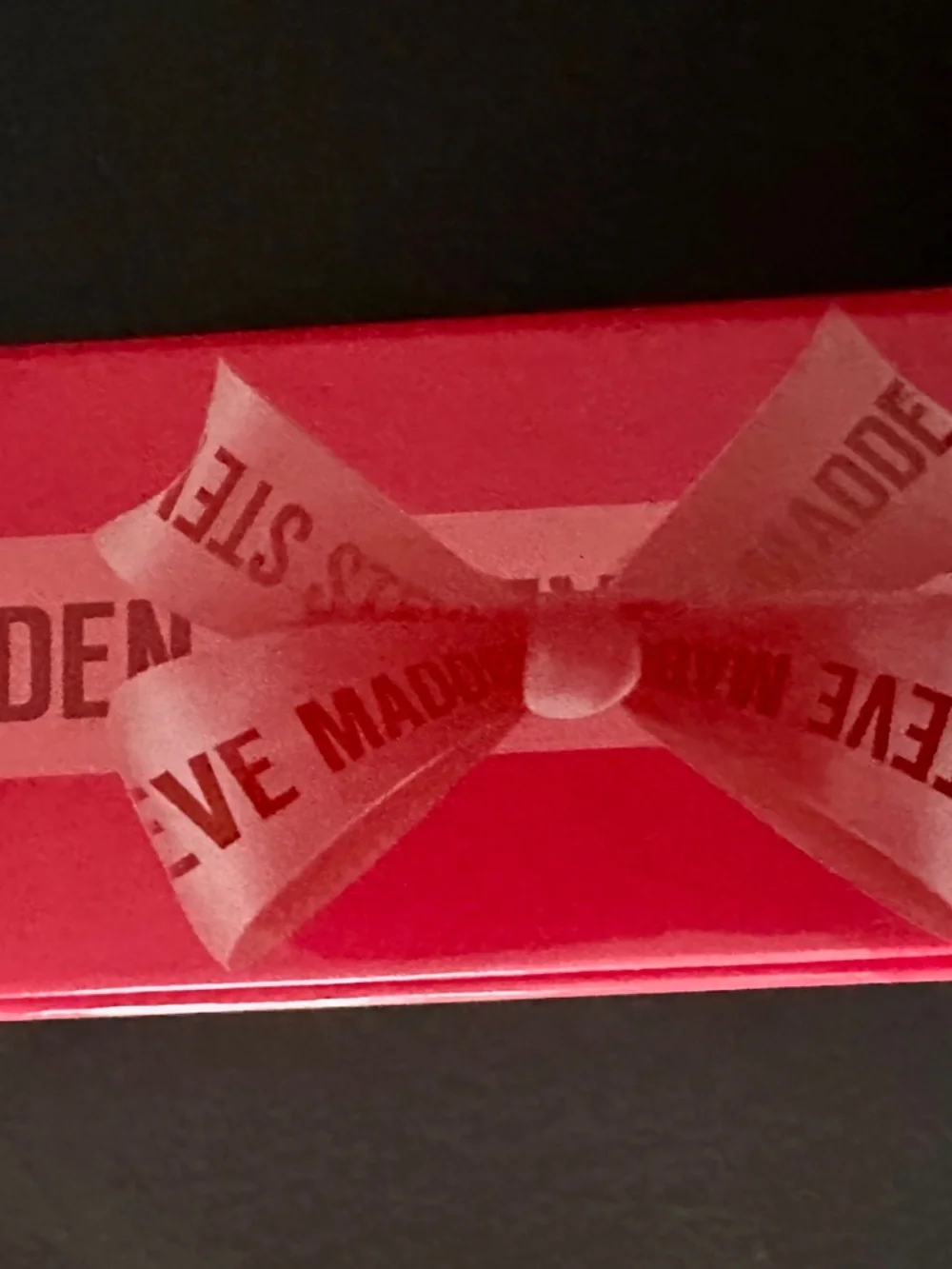 Steve Madden Pink (Berry) SLG-2700 Wristlet Wallet Zip MSRP $54. NWT In Box